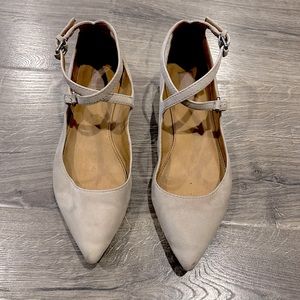 FRYE Sienna Cross-Strap Pointed Toe Double Buckle Ballet Flat in Beige Suede